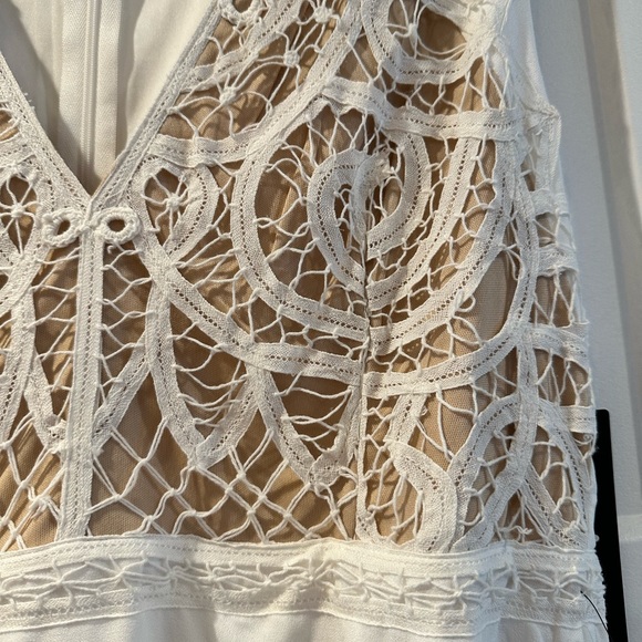 Lulus lace dress - Picture 3 of 3